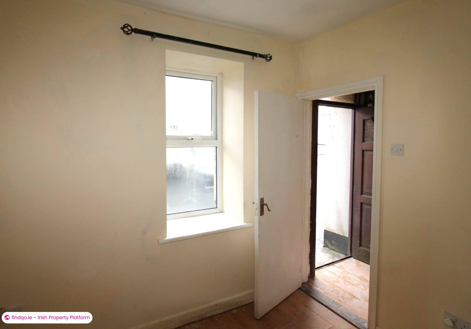 Terraced house for Sale in Ballina, Mayo