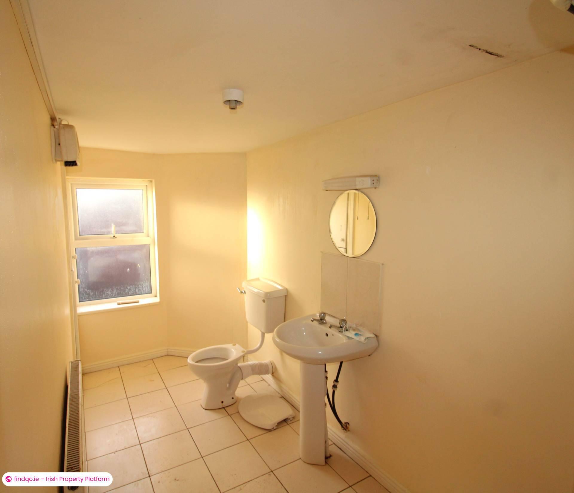 Terraced house for Sale in Ballina, Mayo