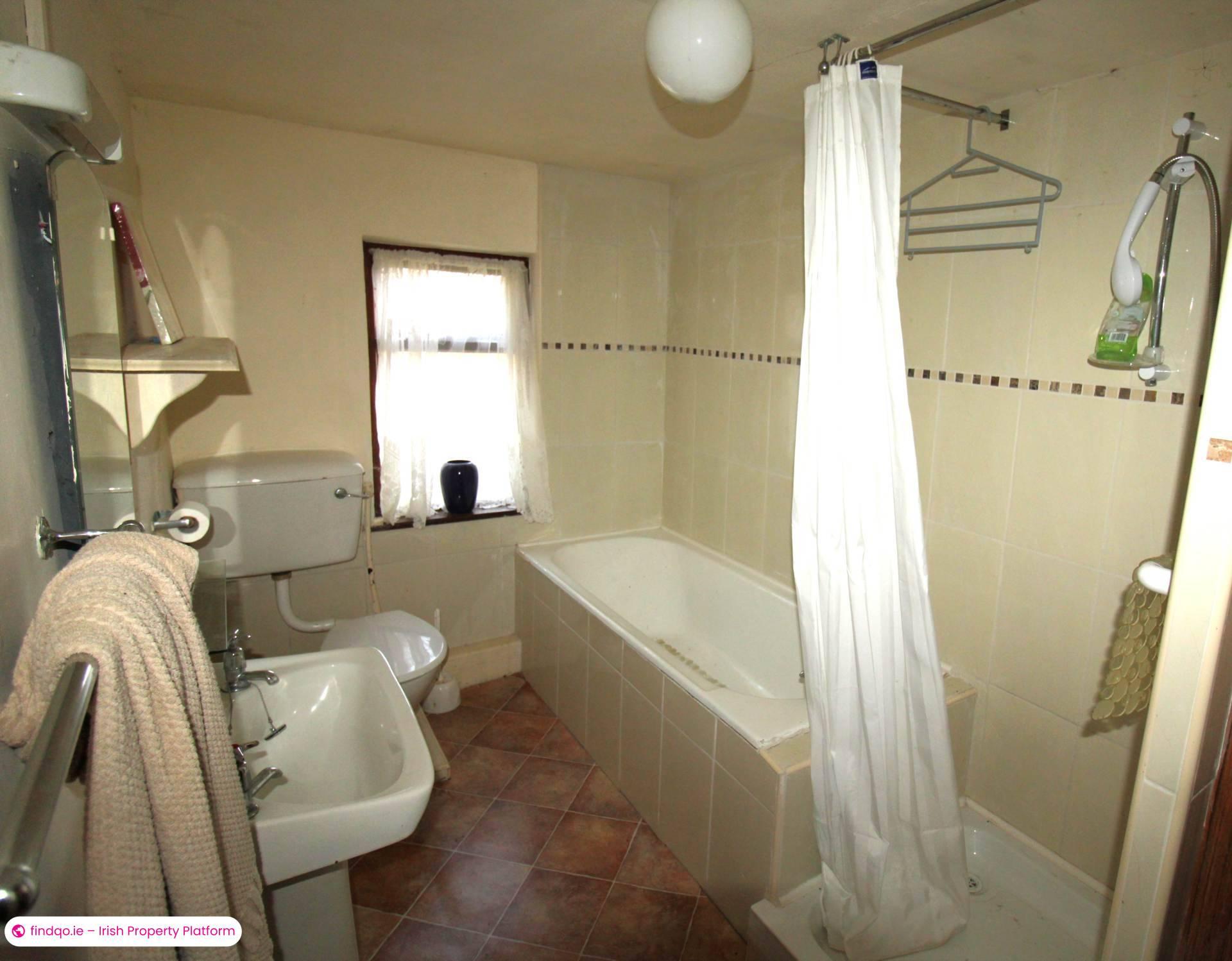 Detached house for Sale in Ballycastle, Antrim