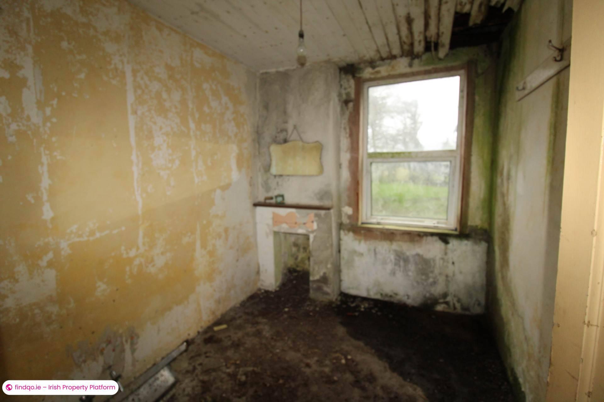 Bungalow for Sale in Crossmolina, Mayo