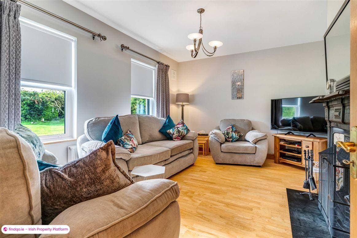 Detached house for Sale in The Ward, Dublin 11