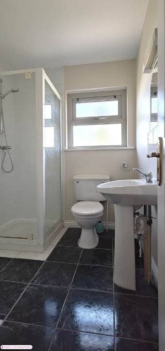 4 Bedroom House for Rent in Wellpark, Galway