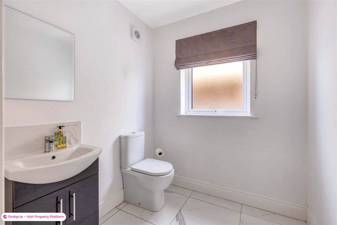 Semi-detached house for Sale in Blackrock, Louth