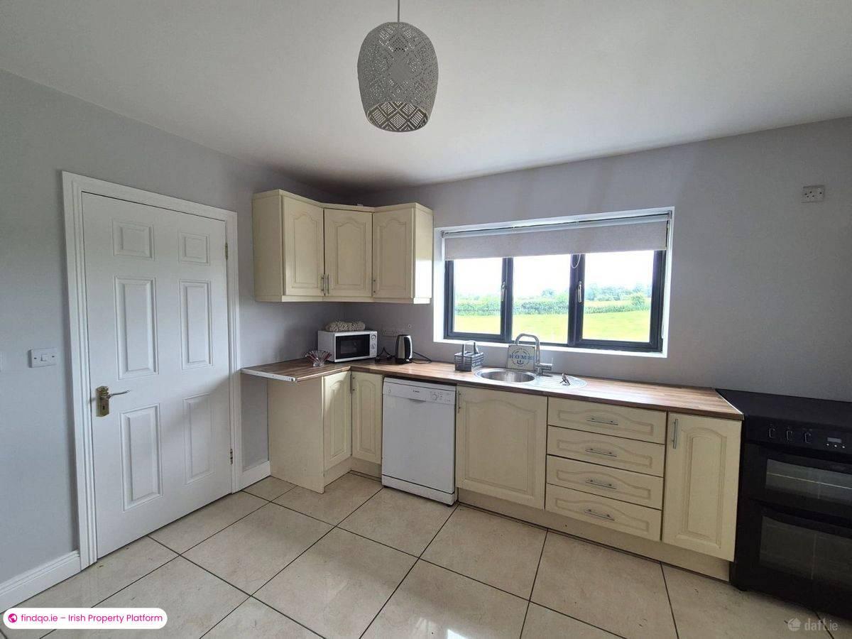 2 Bedroom Apartment for Rent in Clonard, Meath