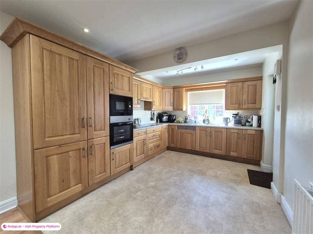 Semi-detached house for Sale in Killucan, Westmeath