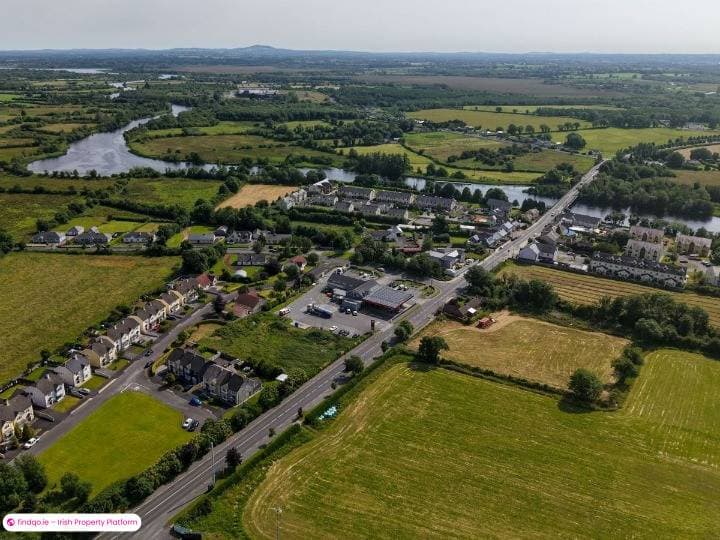 Detached house for Sale in Tarmonbarry, Roscommon