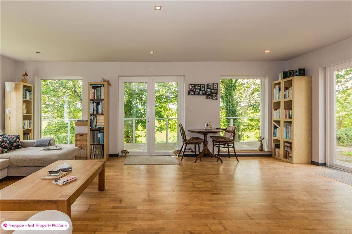 Detached house for Sale in Ballydehob, Cork