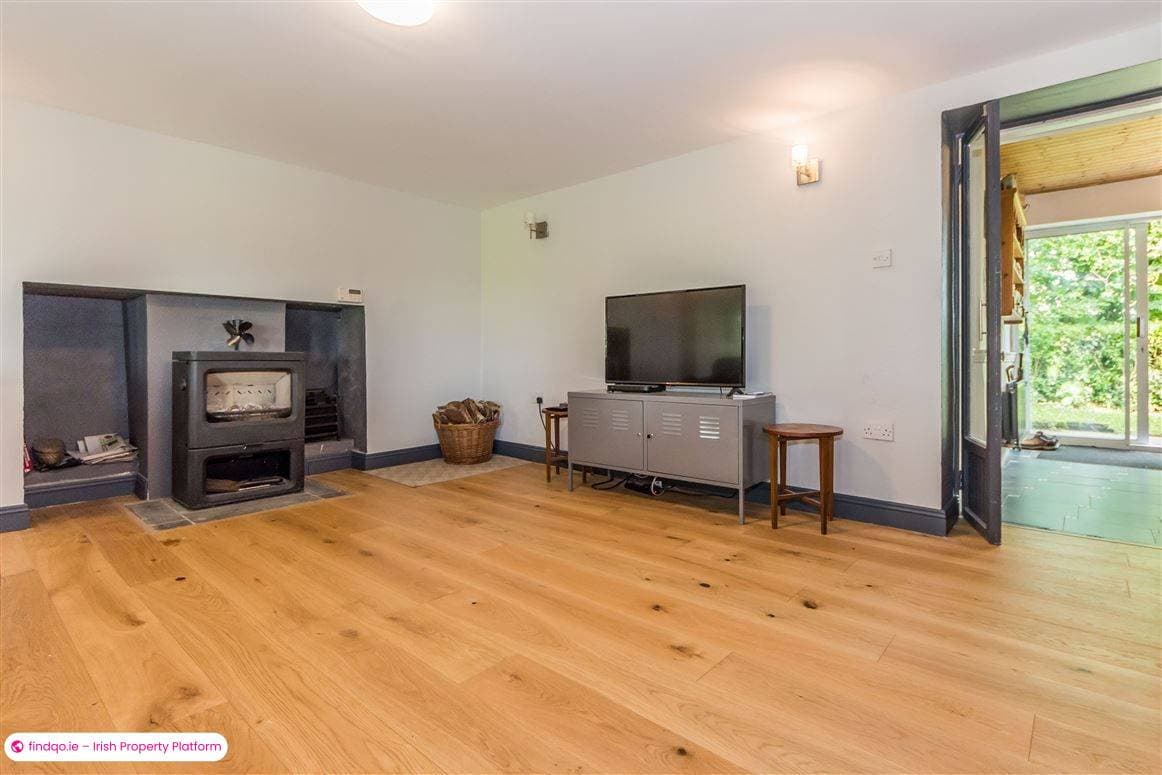 Detached house for Sale in Ballydehob, Cork