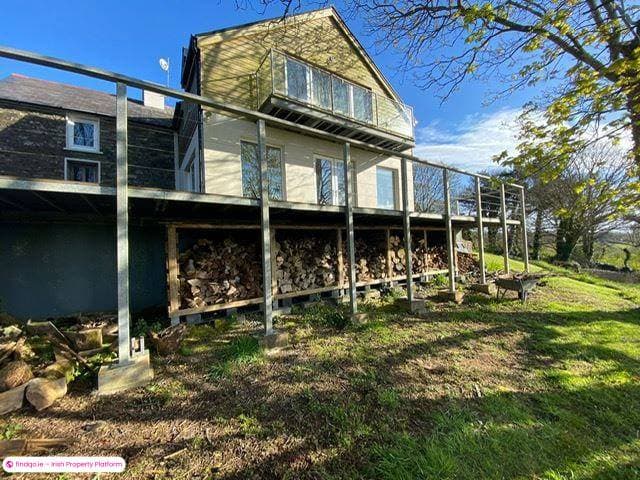 Detached house for Sale in Ballydehob, Cork