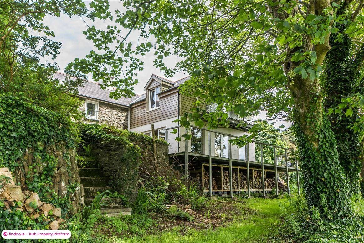 Detached house for Sale in Ballydehob, Cork
