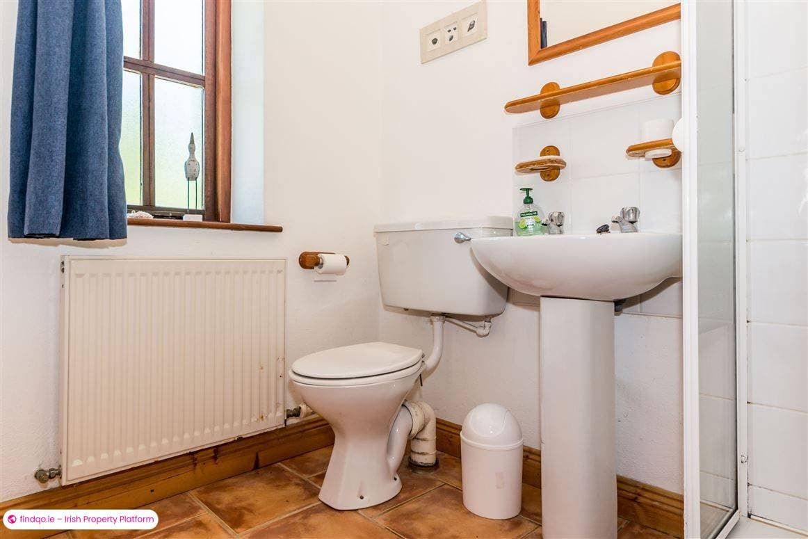Detached house for Sale in Goleen, Cork
