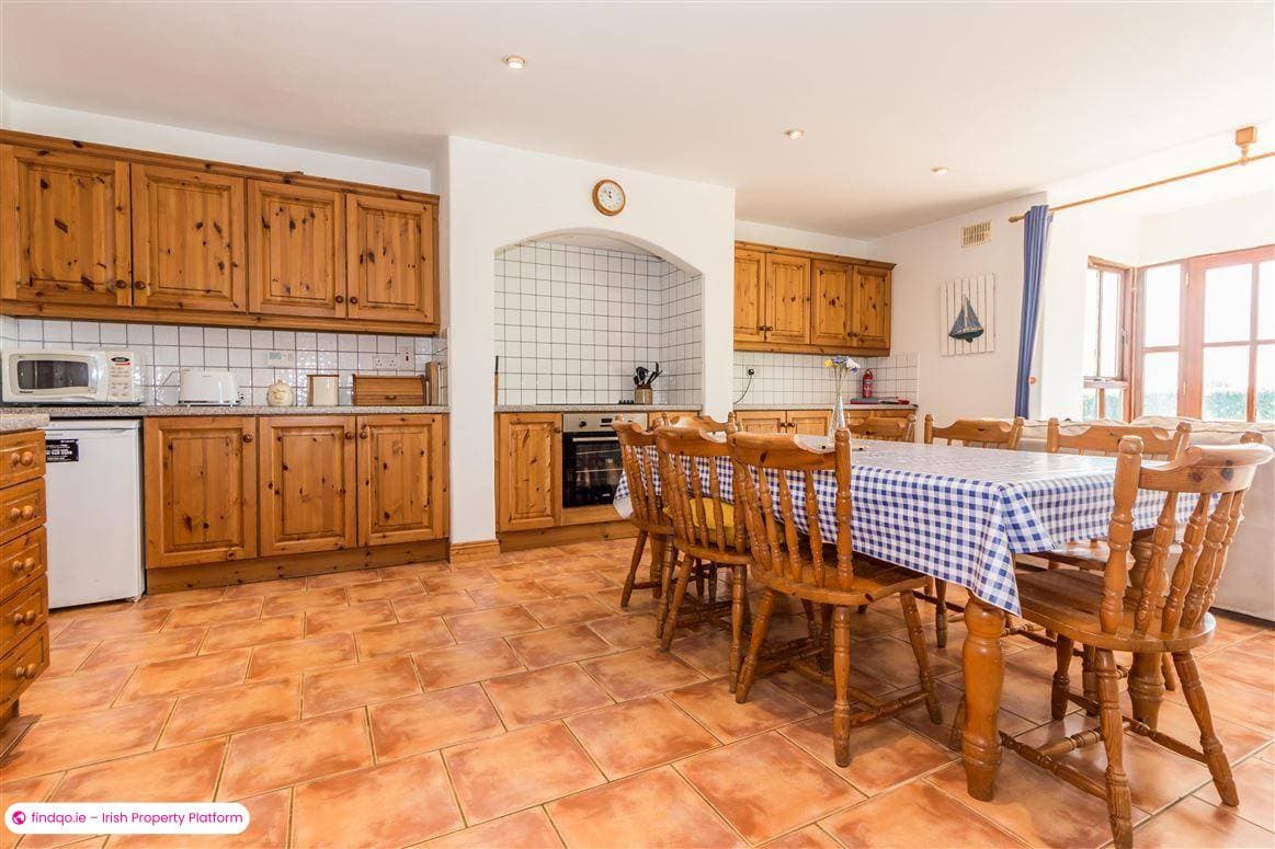 Detached house for Sale in Goleen, Cork