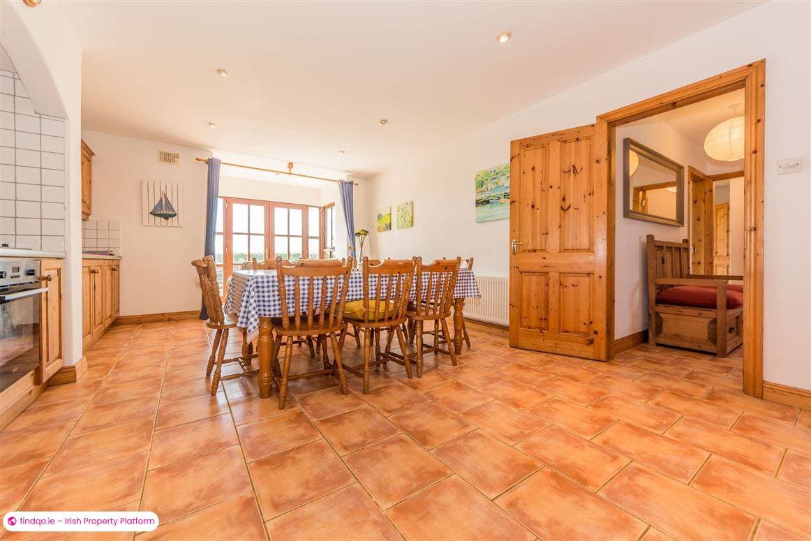Detached house for Sale in Goleen, Cork