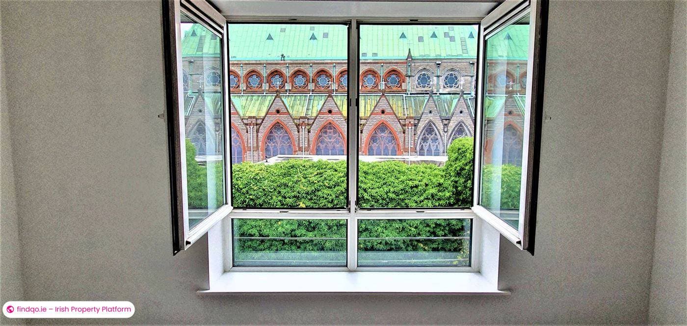 2 Bedroom Apartment for Rent in Christchurch, Dublin 8