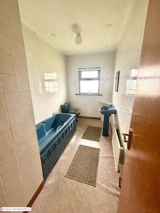 Detached house for Sale in Castlebar, Mayo