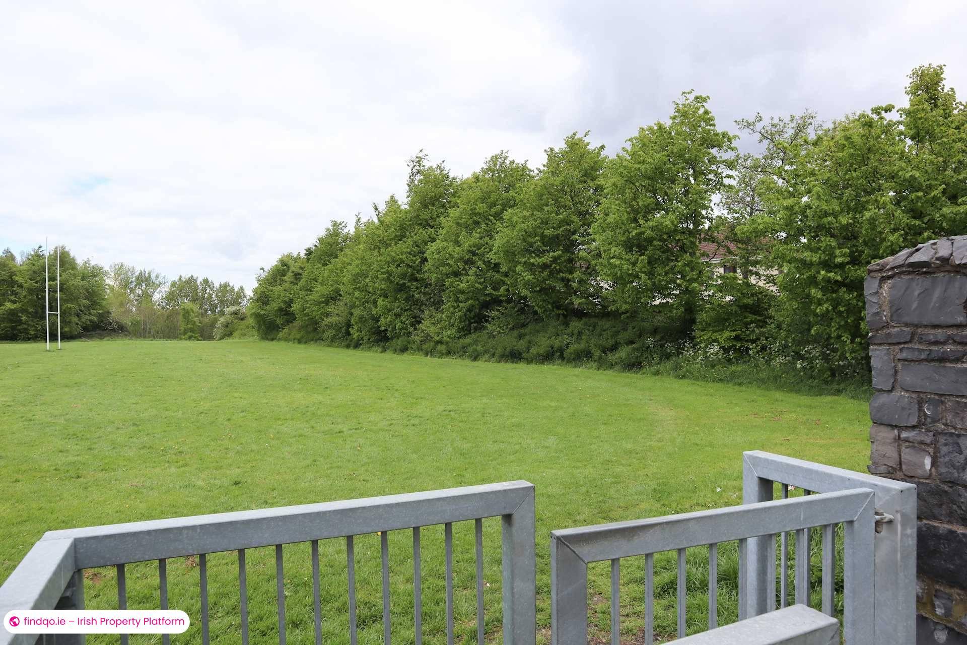 Semi-detached house for Sale in Dublin 24