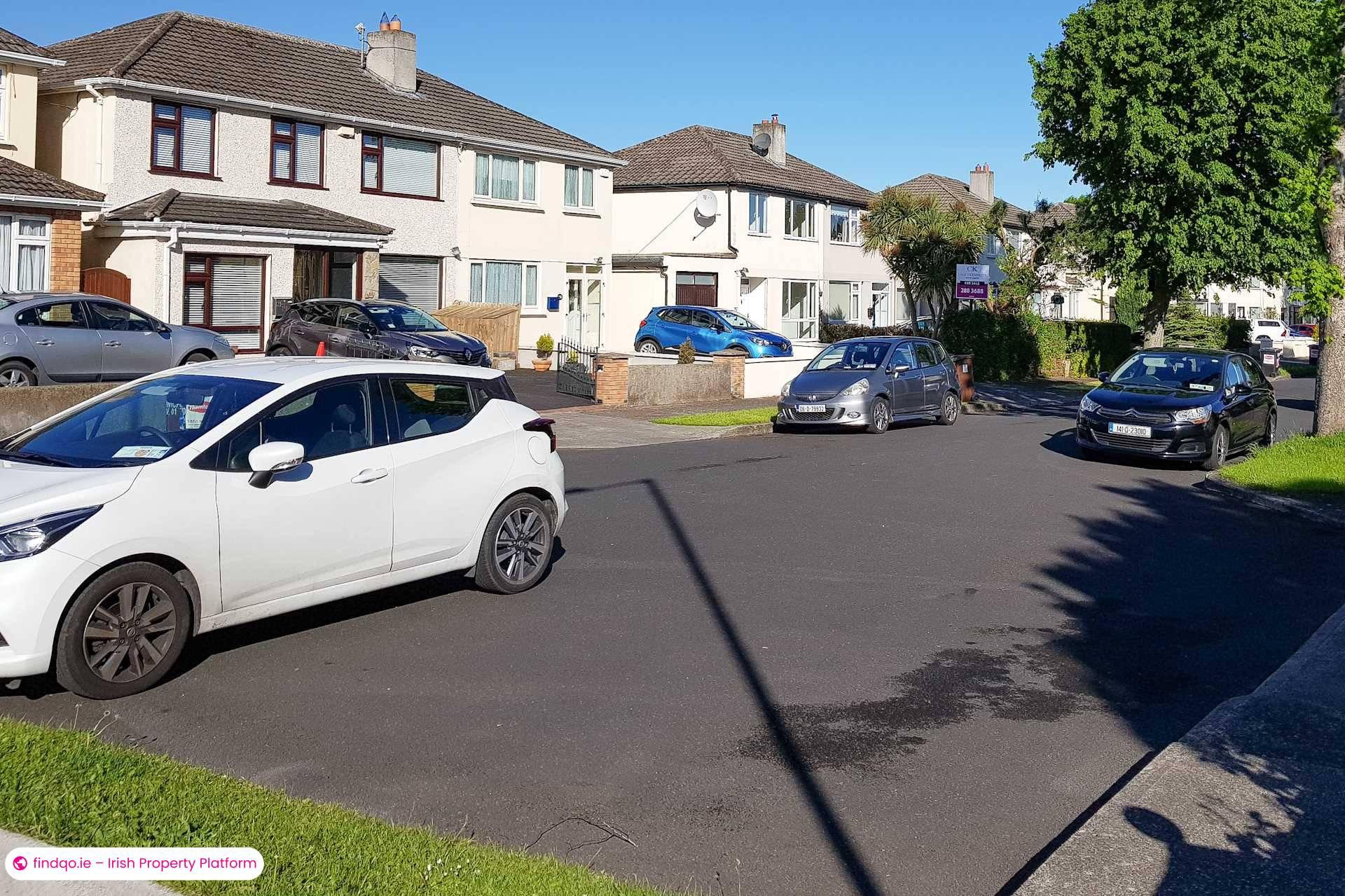 Semi-detached house for Sale in Dublin 24