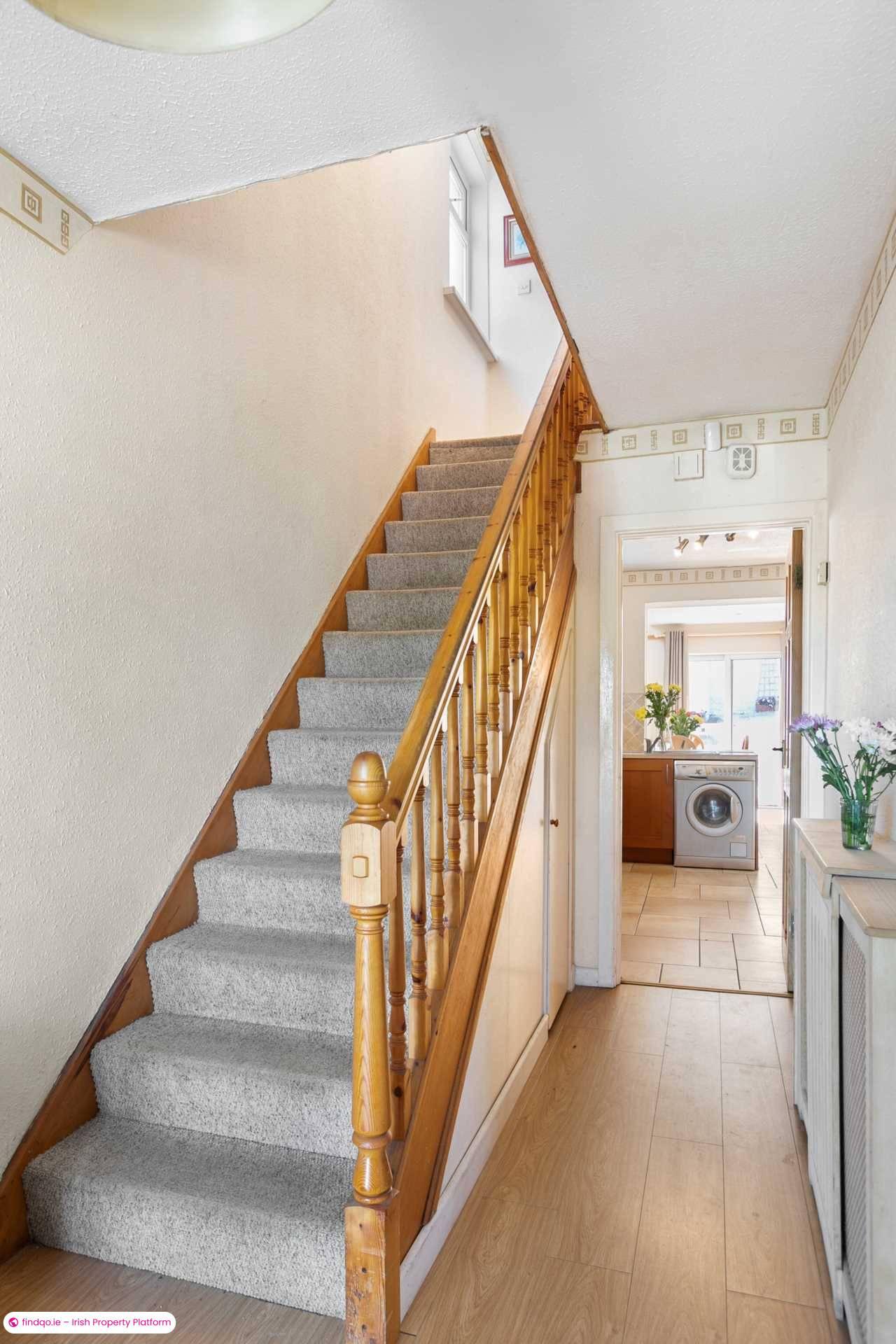 Semi-detached house for Sale in Dublin 18