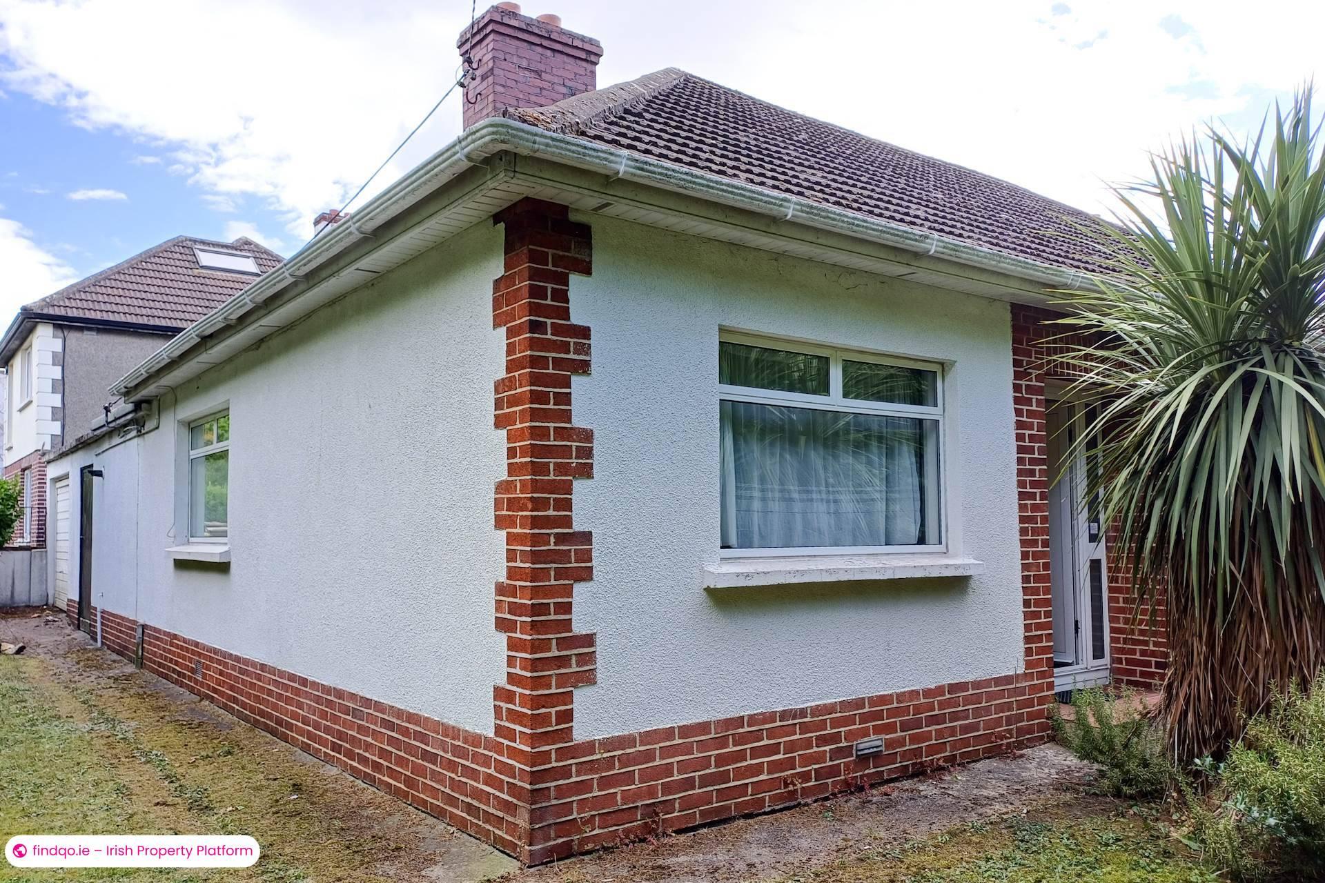 Bungalow for Sale in Mount Merrion, Dublin (County)
