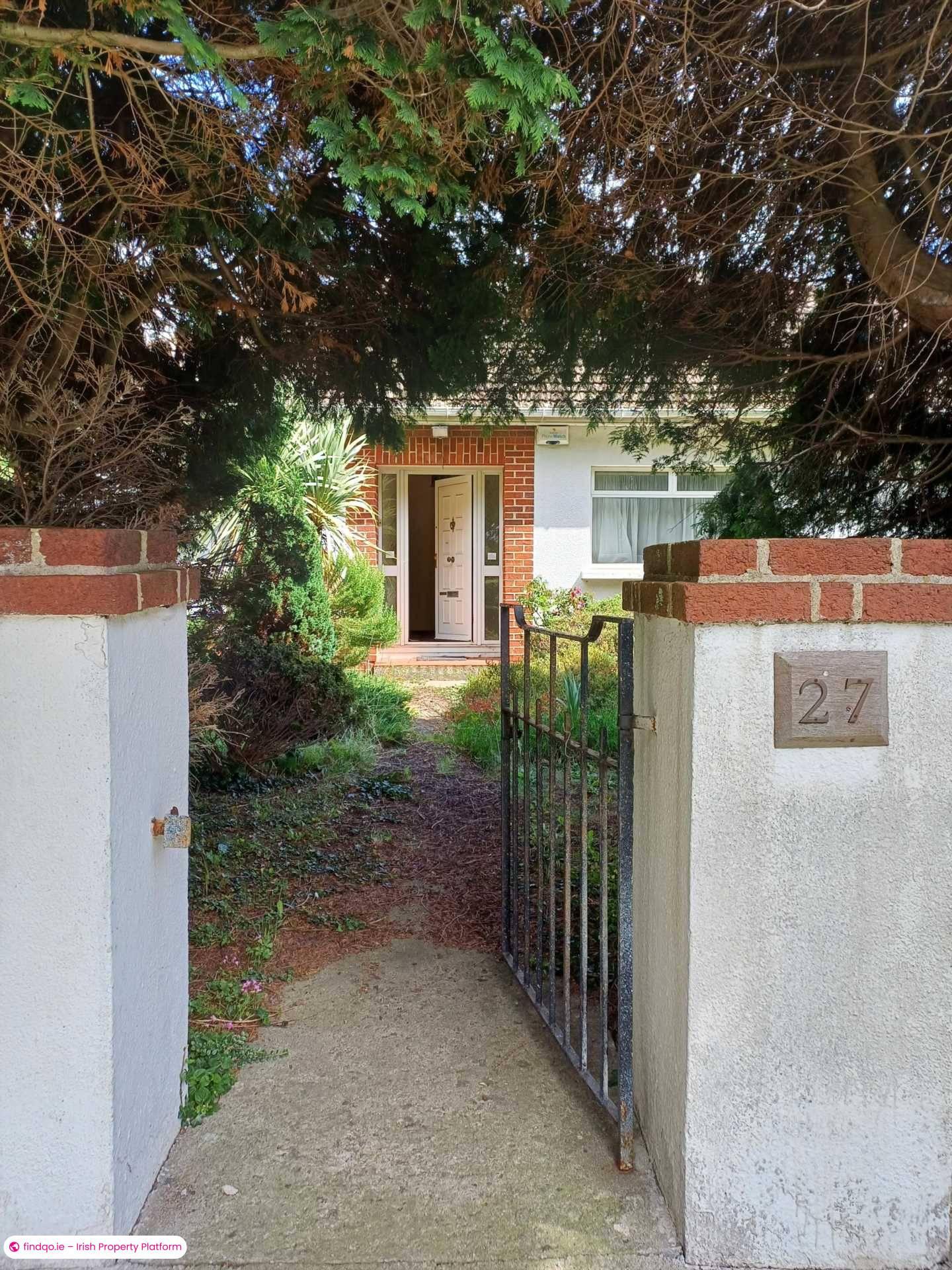 Bungalow for Sale in Mount Merrion, Dublin (County)