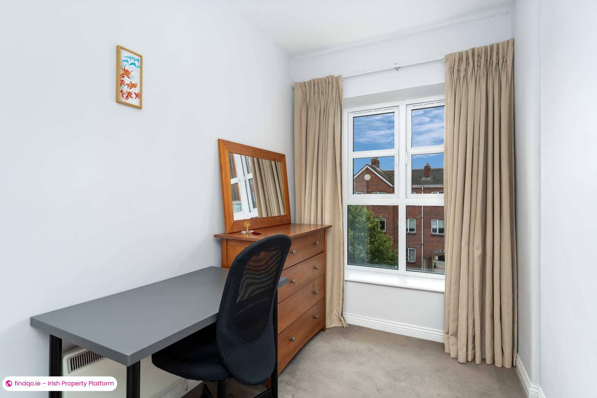 Apartment for Sale in Ringsend, Derry