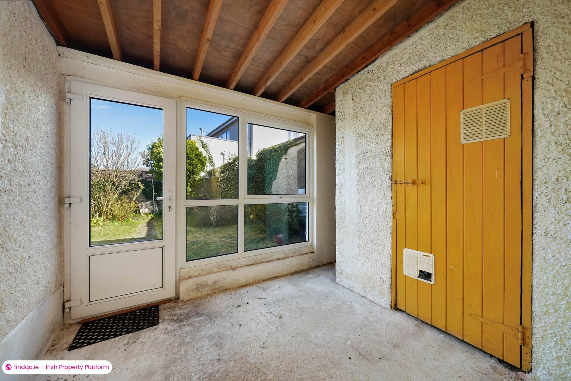 Semi-detached house for Sale in Dundrum, Down