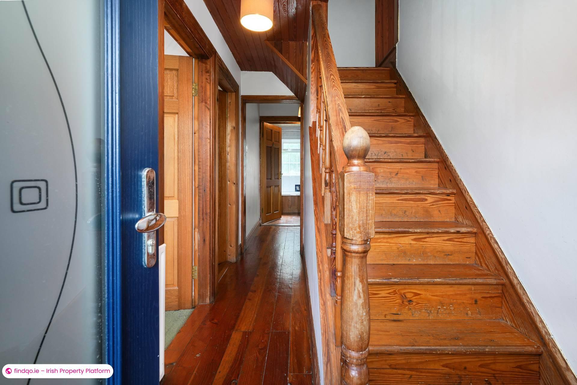 Semi-detached house for Sale in Stillorgan, Dublin (County)