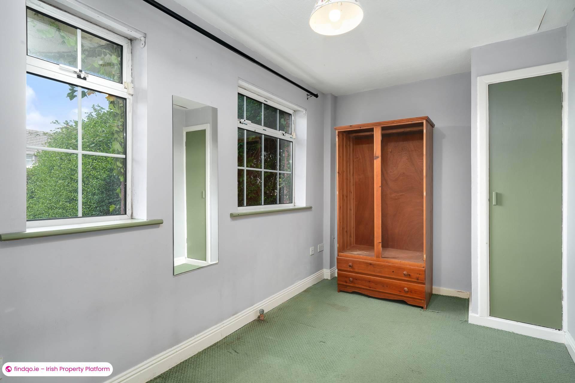 Semi-detached house for Sale in Stillorgan, Dublin (County)