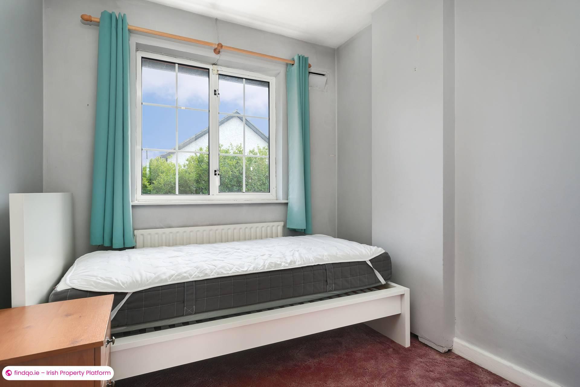 Semi-detached house for Sale in Stillorgan, Dublin (County)