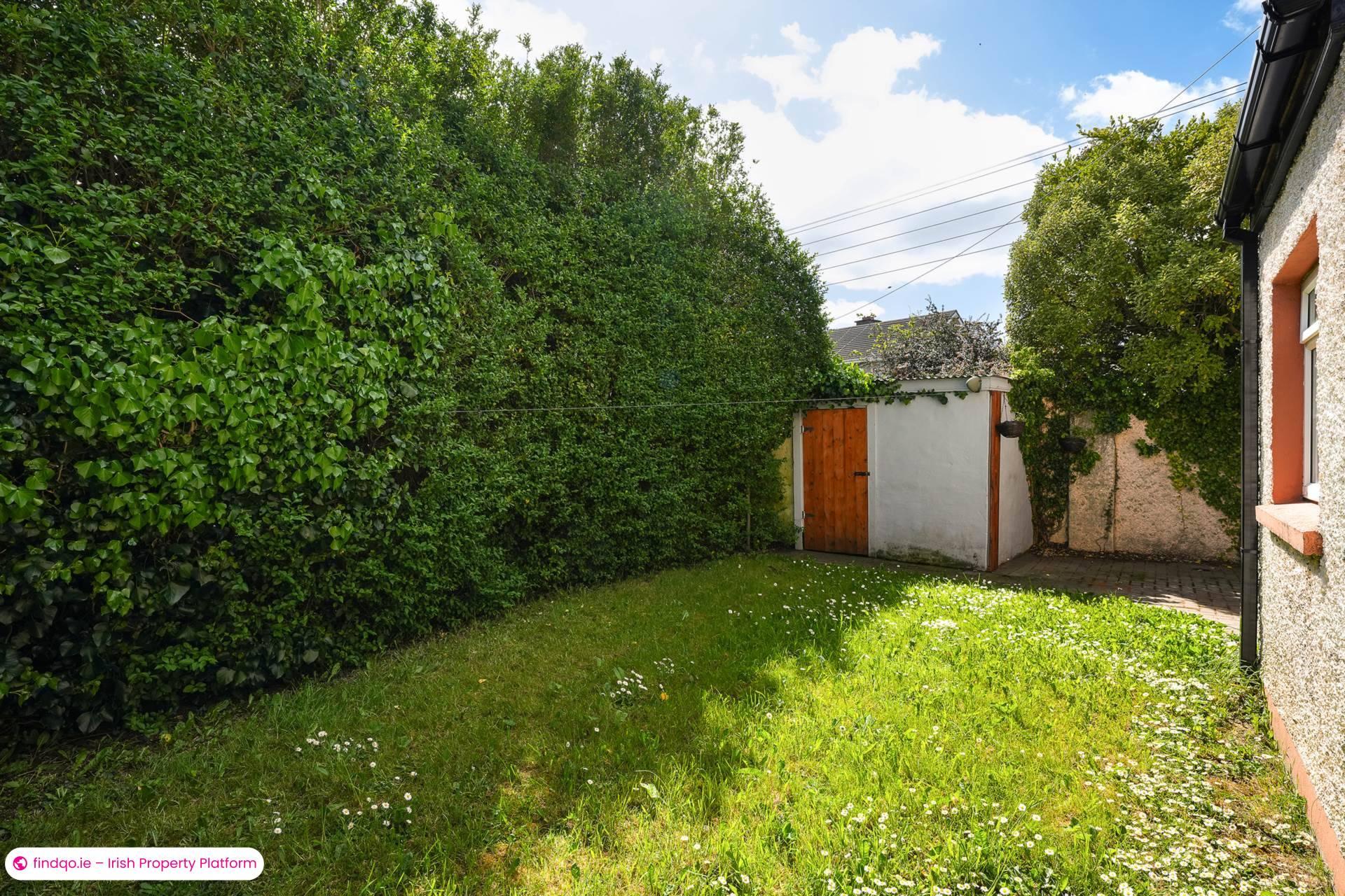 Semi-detached house for Sale in Stillorgan, Dublin (County)