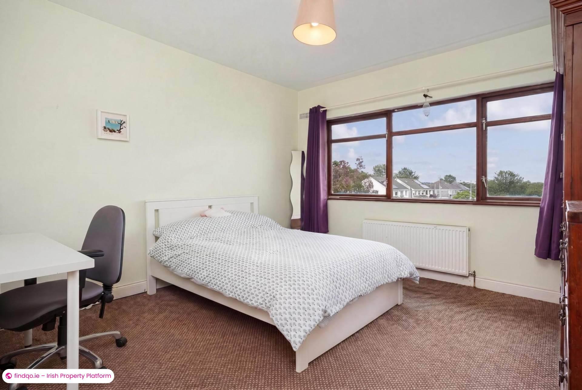 Semi-detached house for Sale in Dublin 14