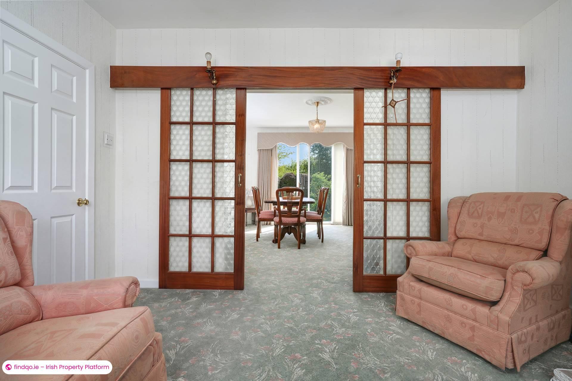 Semi-detached house for Sale in Dublin 16