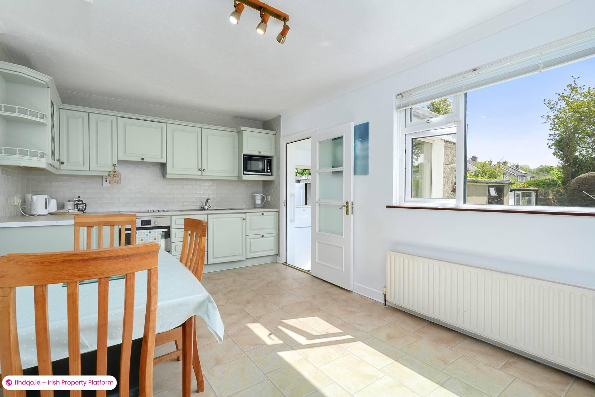Semi-detached house for Sale in Dublin 16