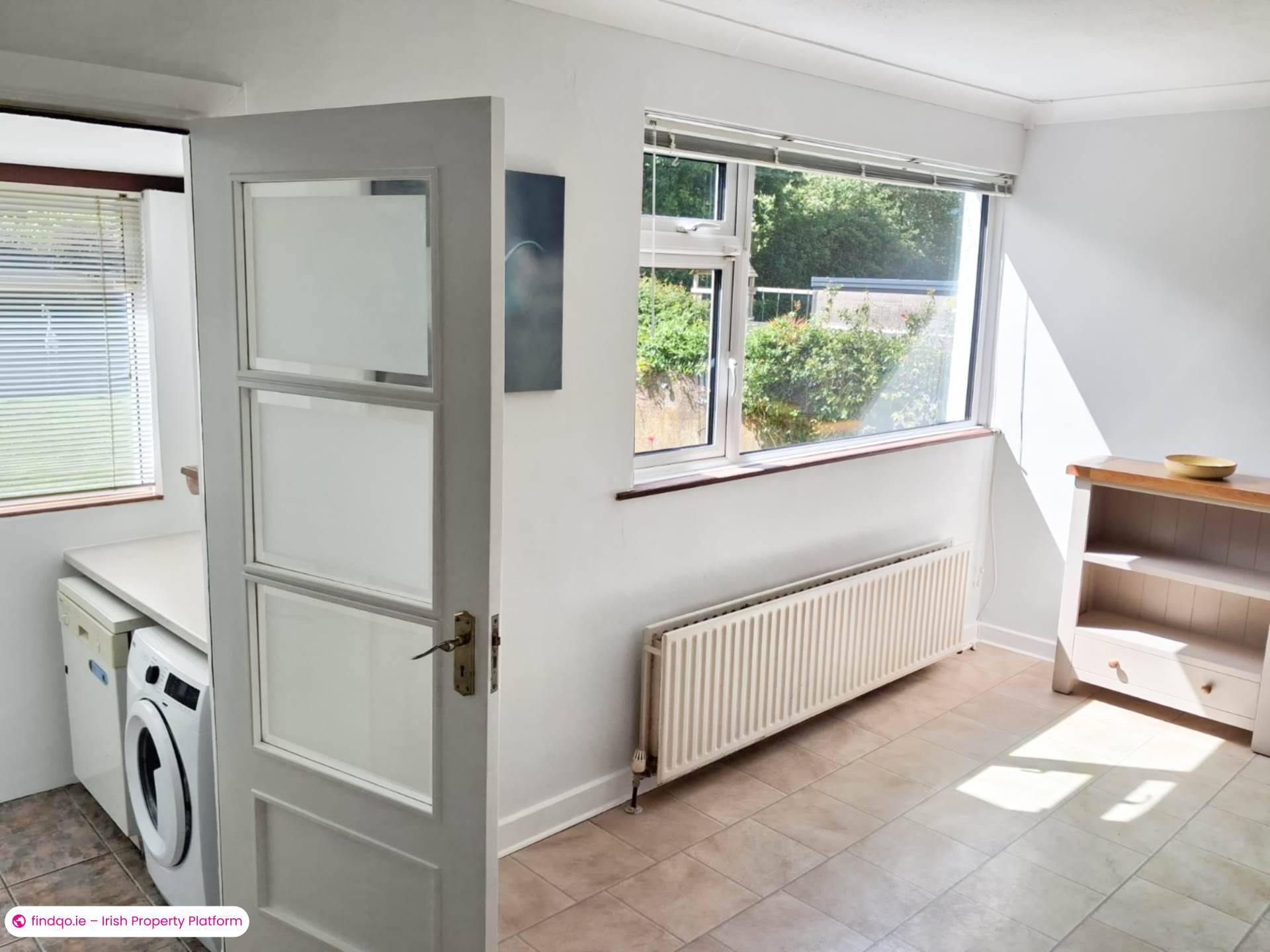 Semi-detached house for Sale in Dublin 16