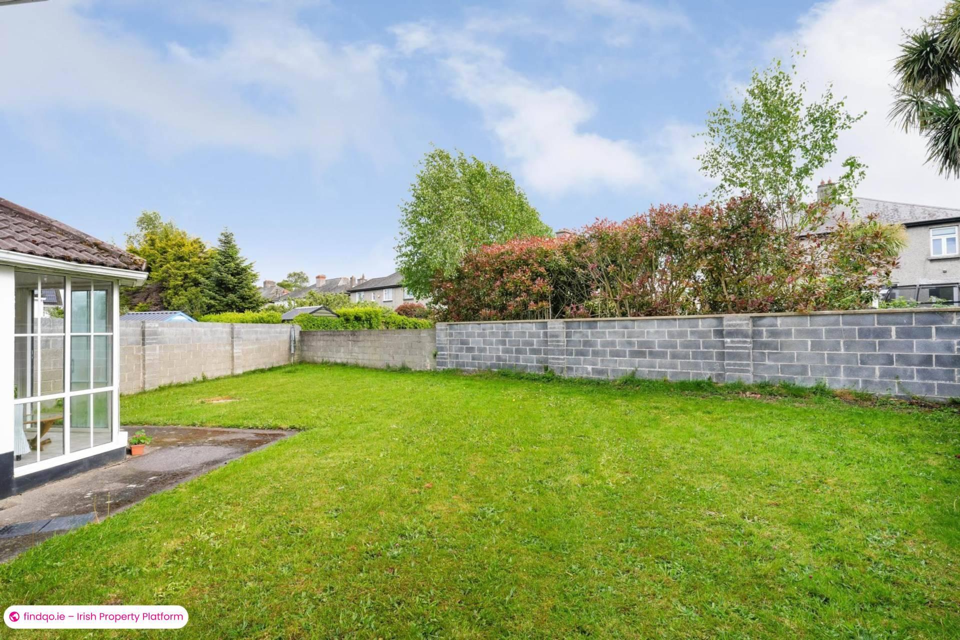 Semi-detached house for Sale in Dublin 14