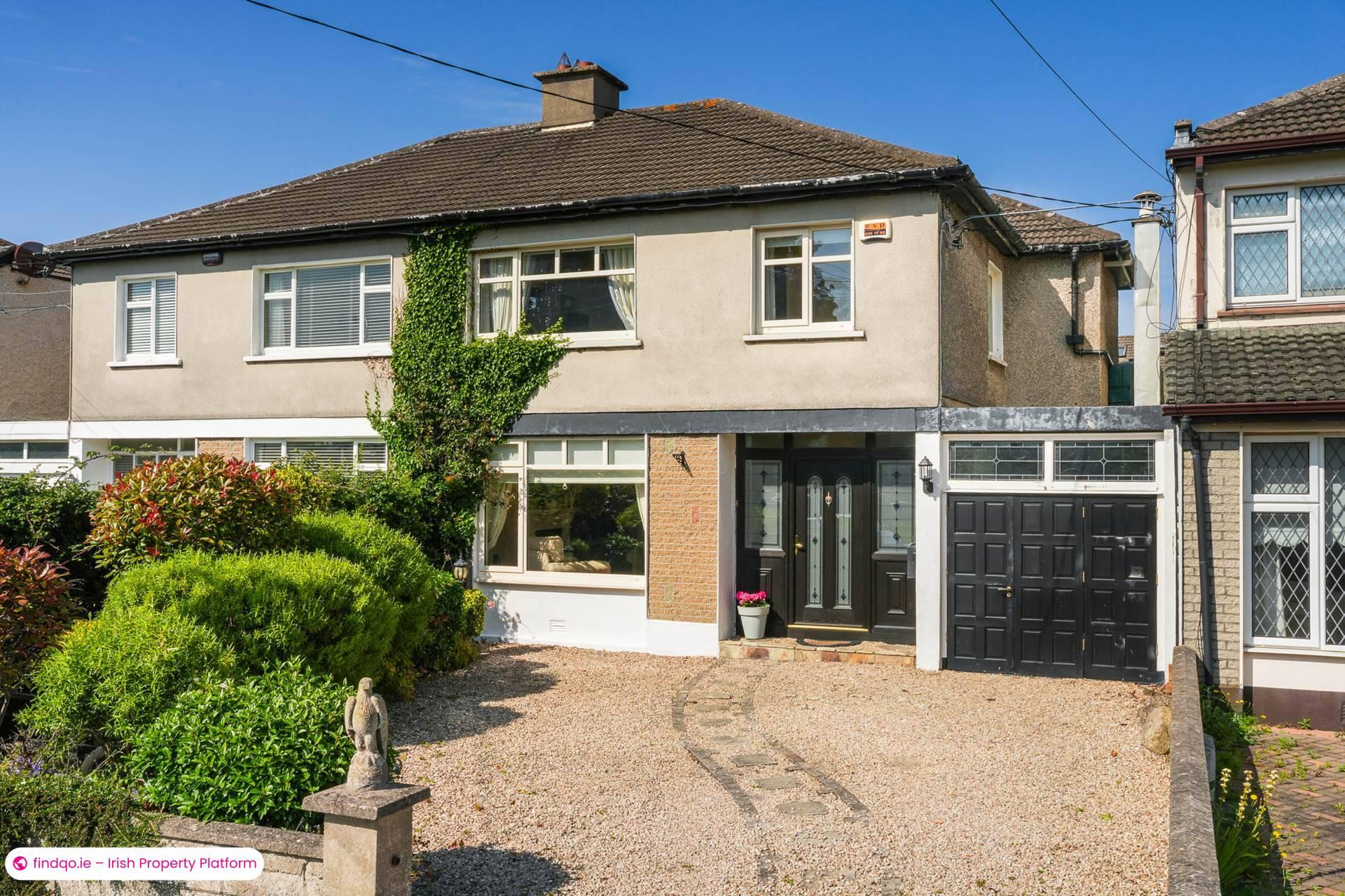 Semi-detached house for Sale in Dun Laoghaire, Dublin (County)