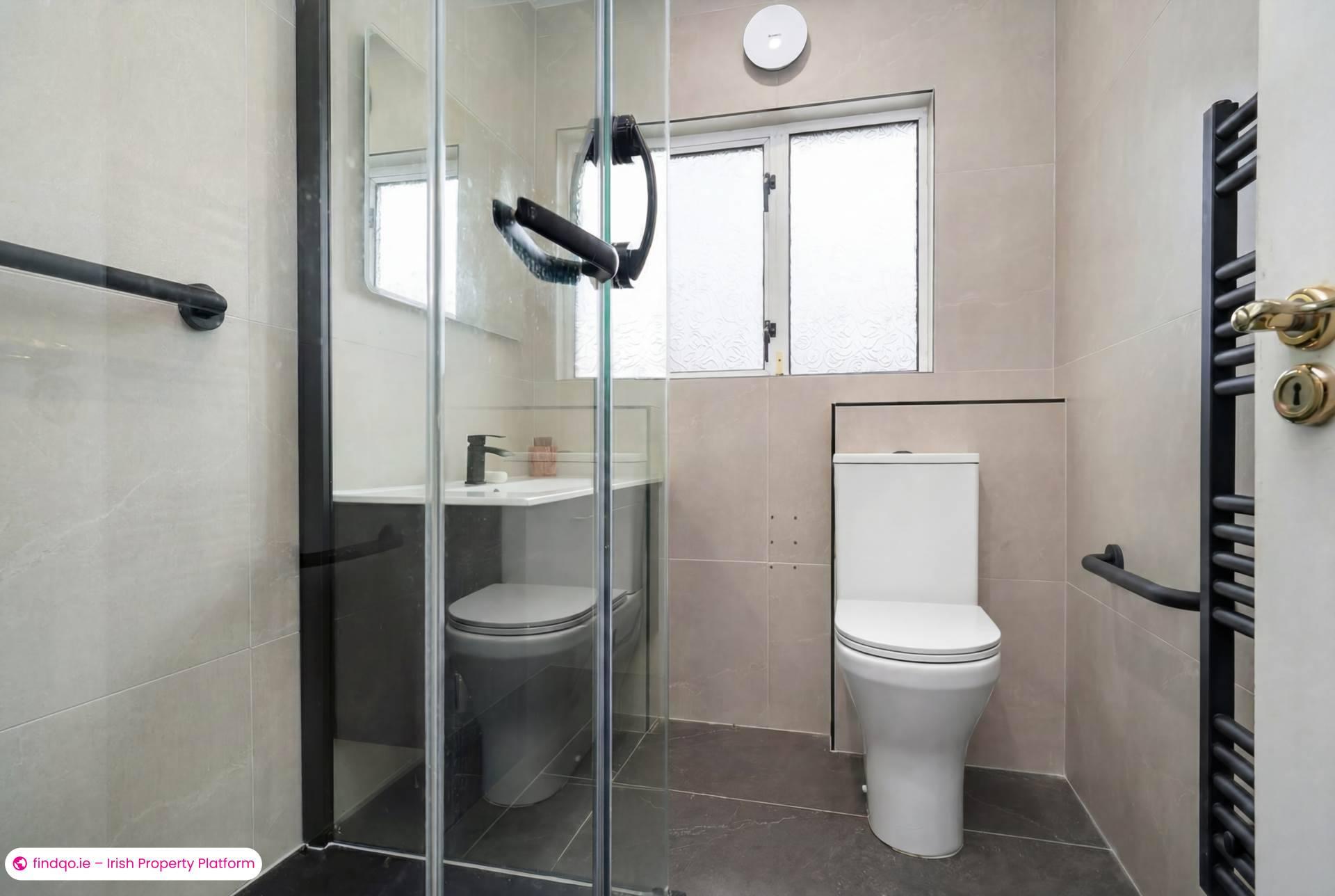 Semi-detached house for Sale in Dun Laoghaire, Dublin (County)