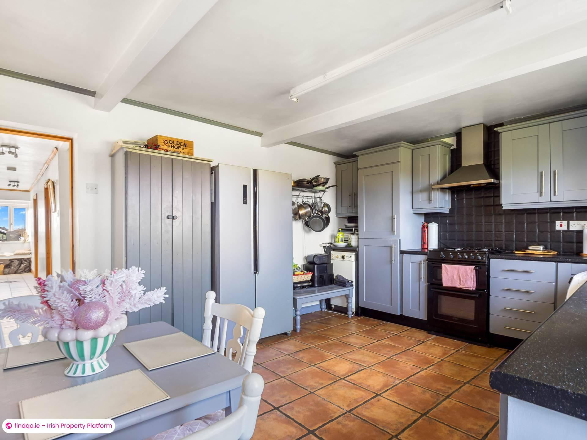 Detached house for Sale in Clifden, Galway