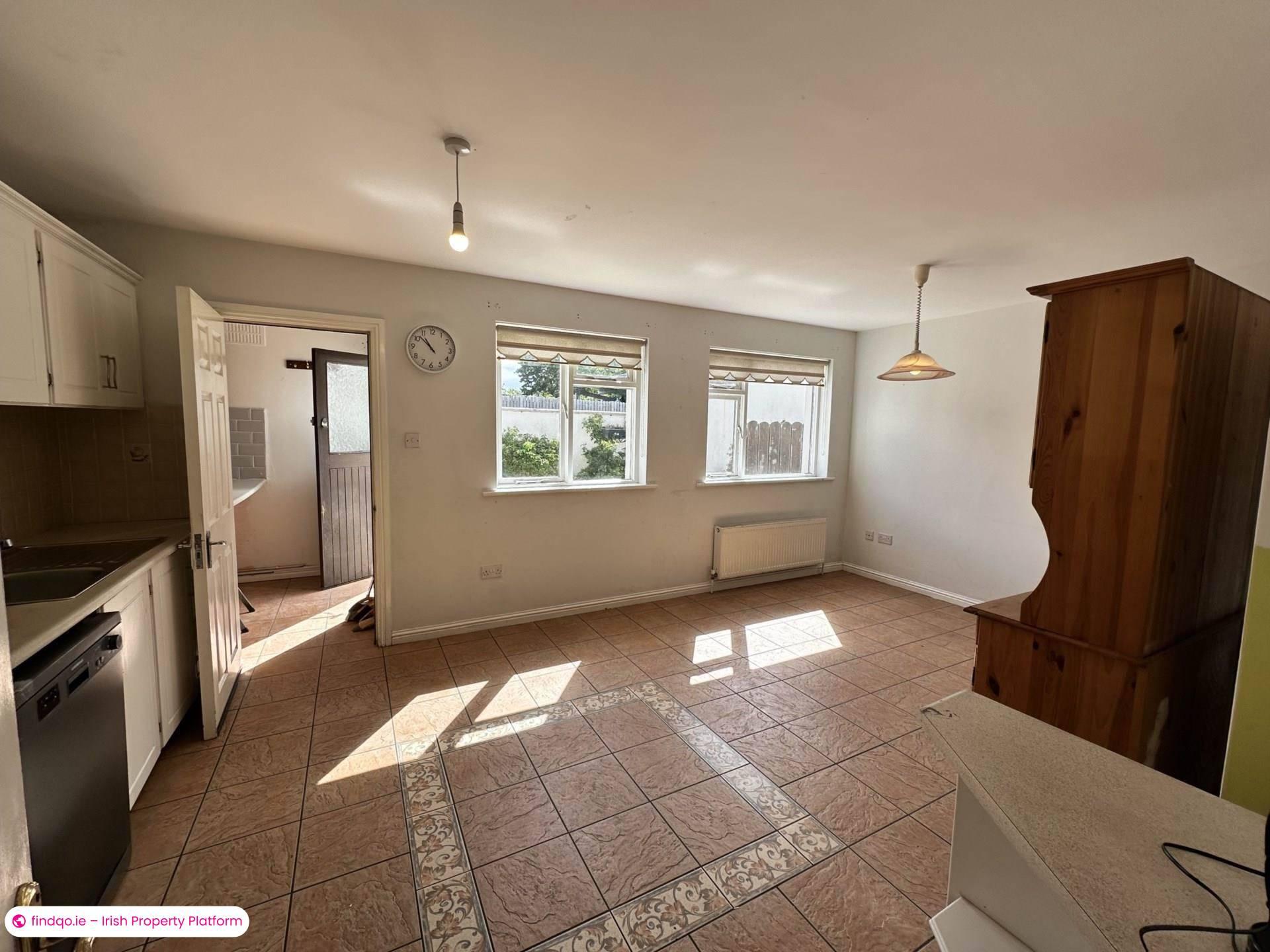 Semi-detached house for Sale in 2 Cregg Close, Oughterard, Galway H91 WY4E