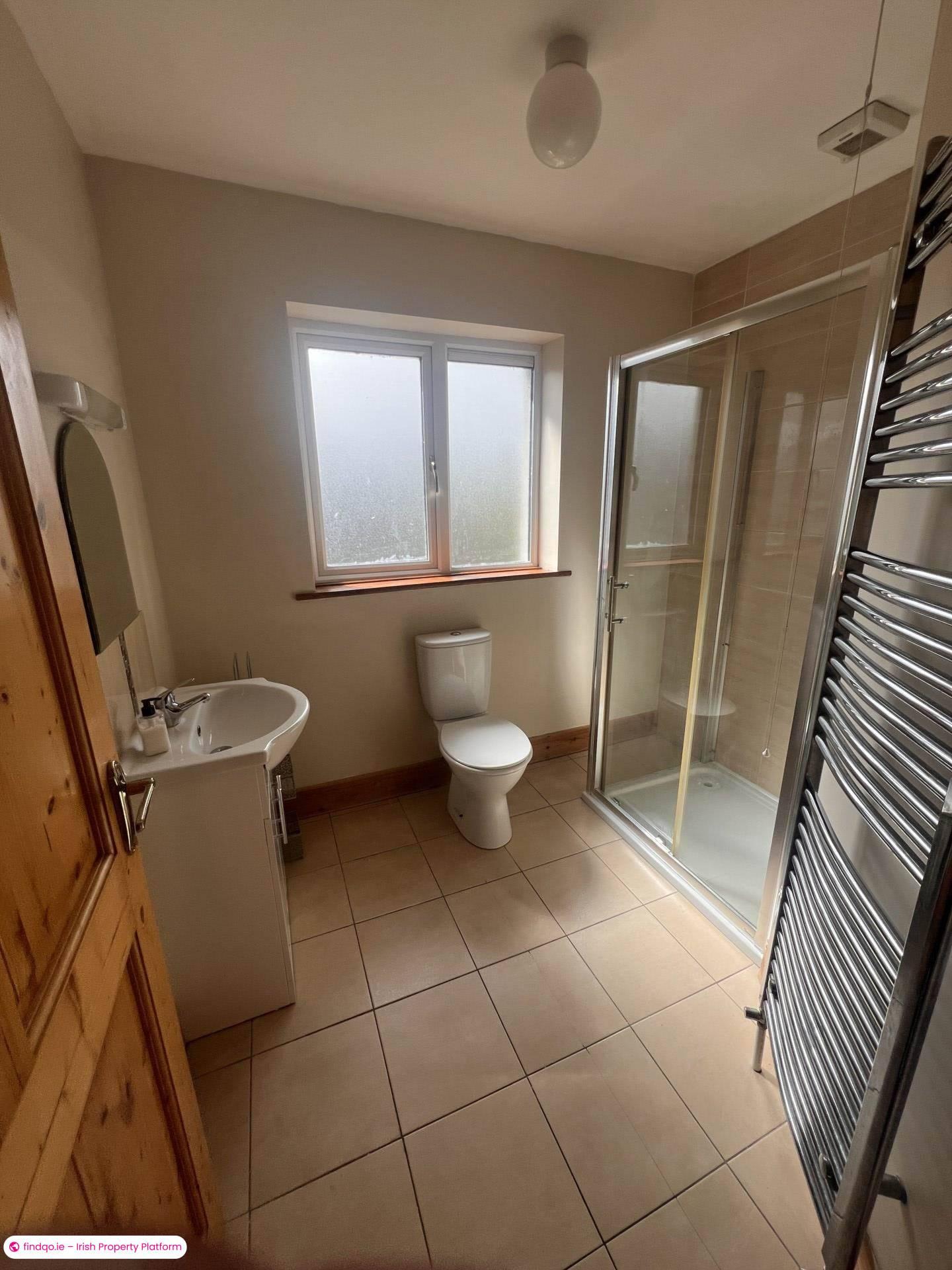 4 Bedroom Semi-detached house for Rent in Newcastle West, Limerick