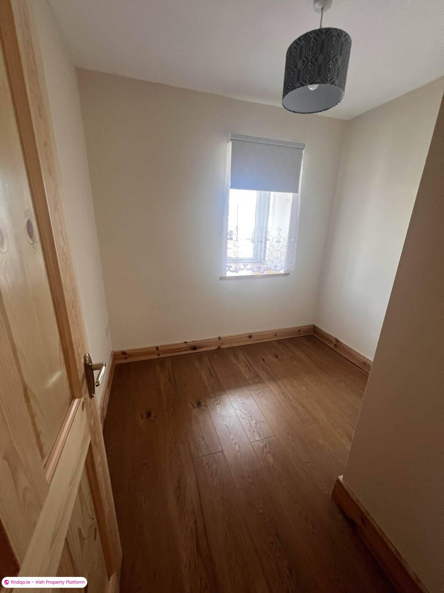 4 Bedroom Semi-detached house for Rent in Newcastle West, Limerick