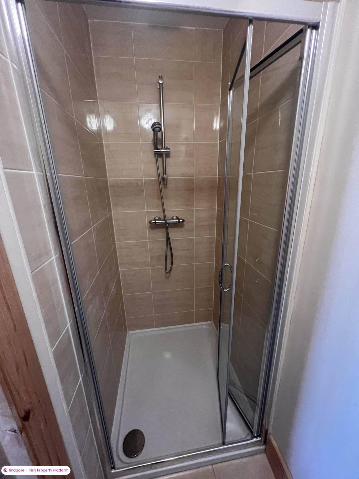 4 Bedroom Semi-detached house for Rent in Newcastle West, Limerick