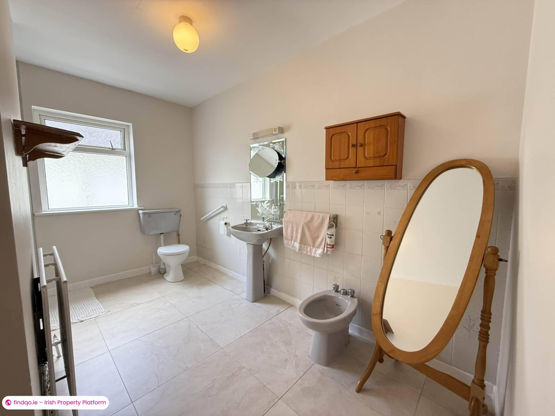Detached house for Sale in Ardfinnan, Tipperary