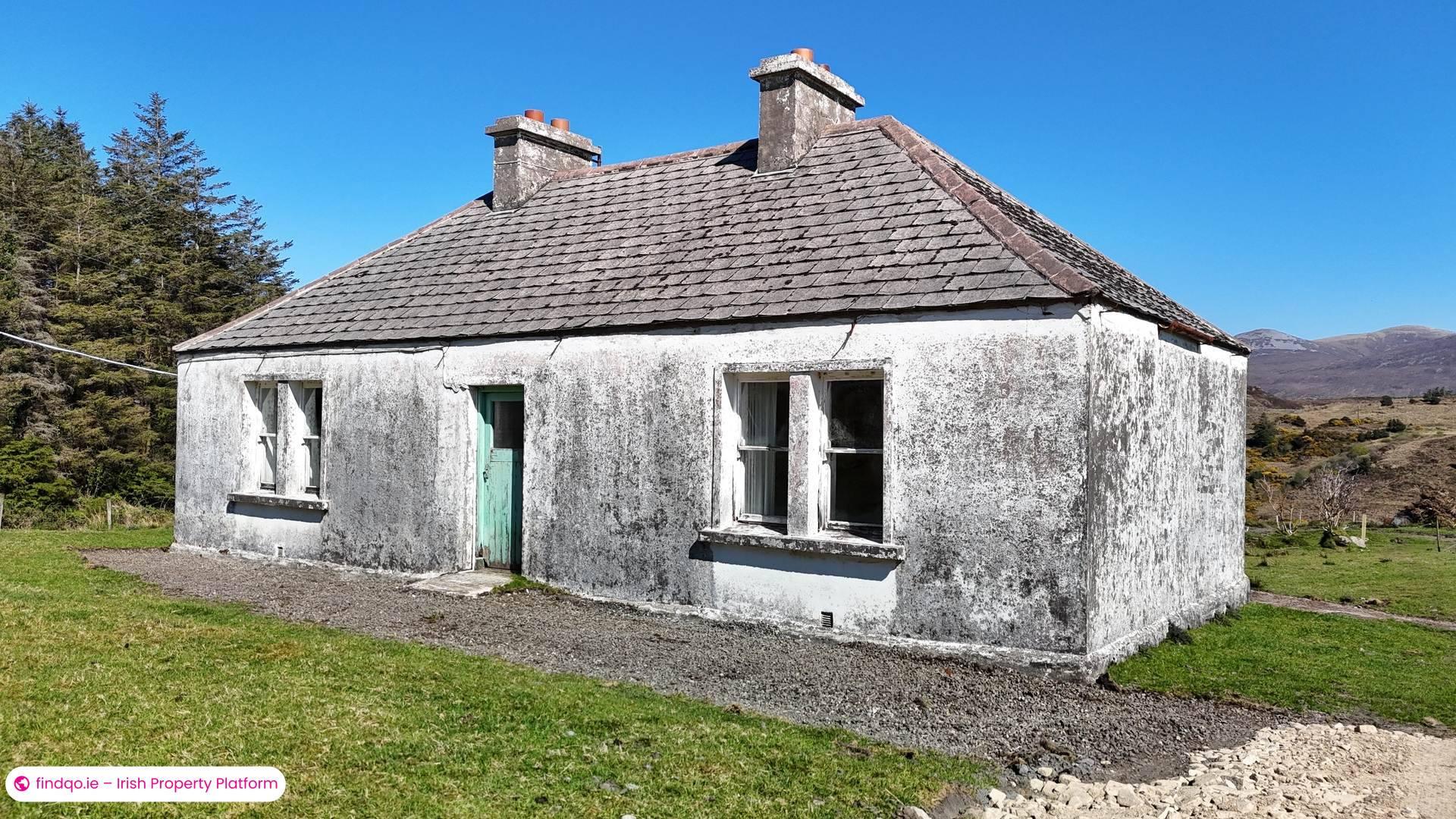 Detached house for Sale in Gortahork, Donegal