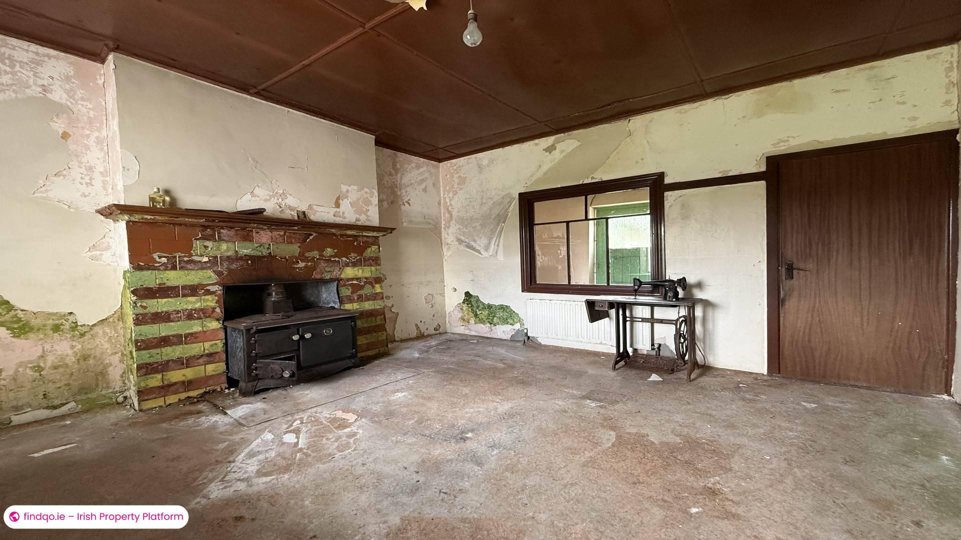 Detached house for Sale in Gortahork, Donegal