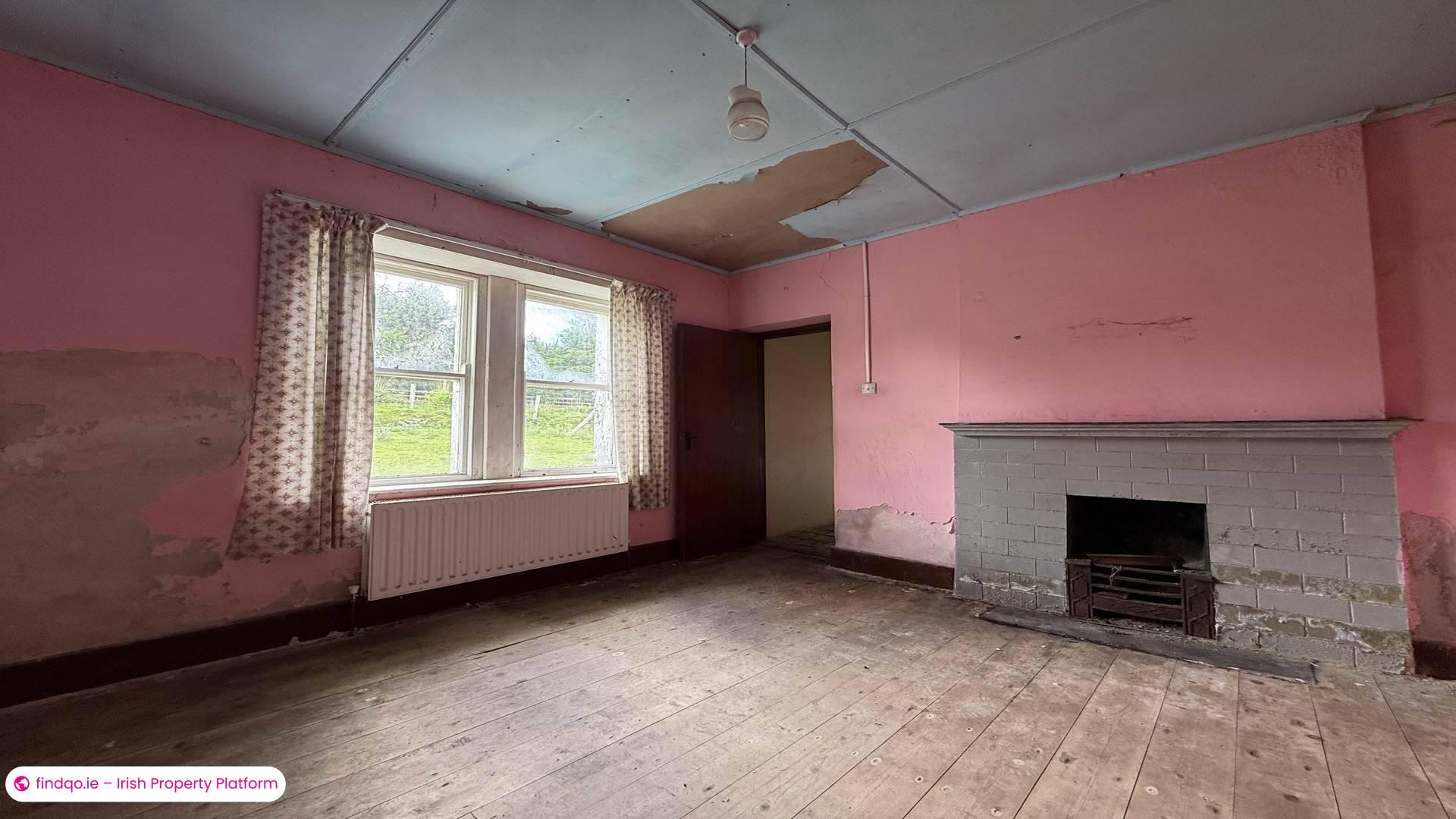 Detached house for Sale in Gortahork, Donegal