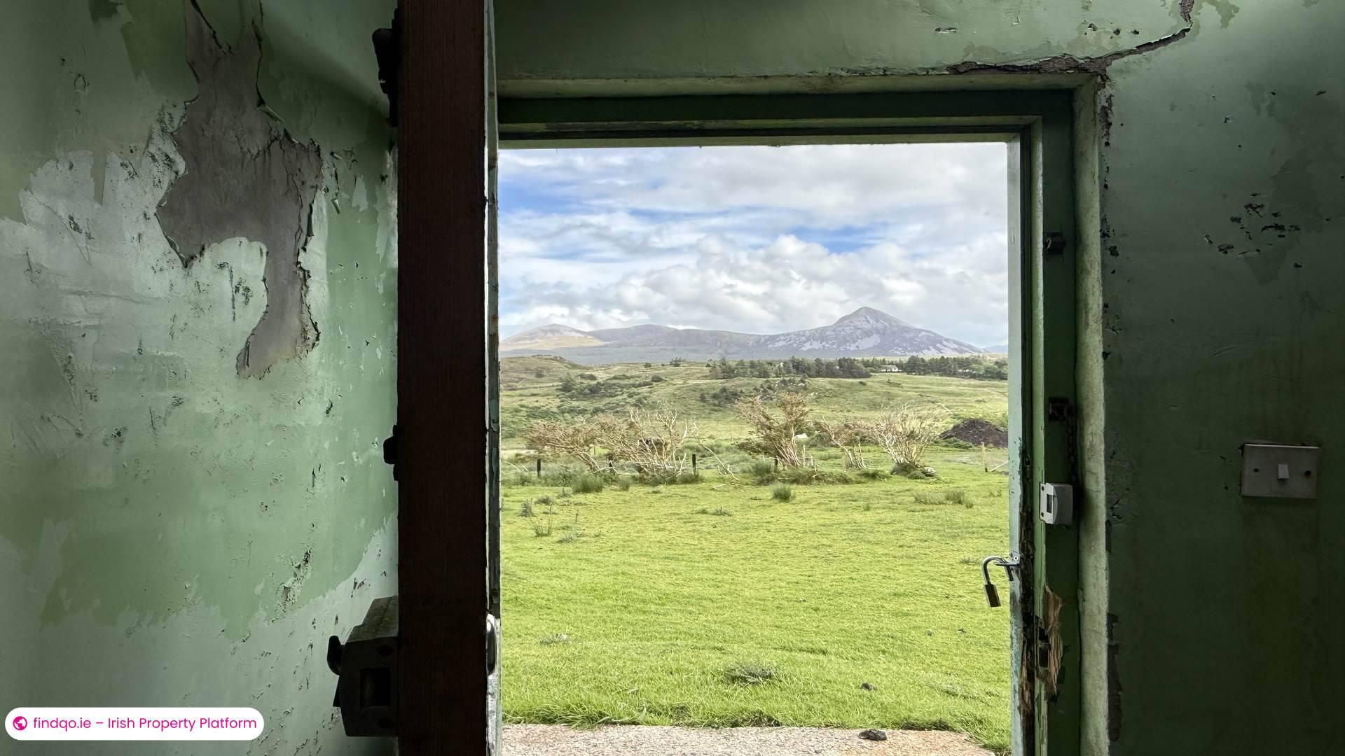 Detached house for Sale in Gortahork, Donegal