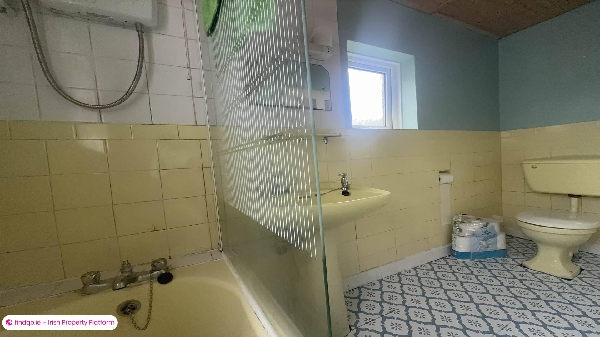 Detached house for Sale in Burtonport, Donegal