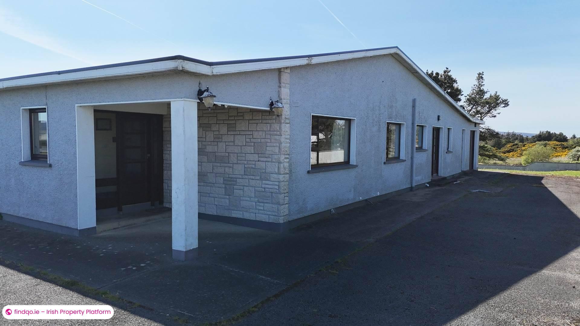 Detached house for Sale in Burtonport, Donegal