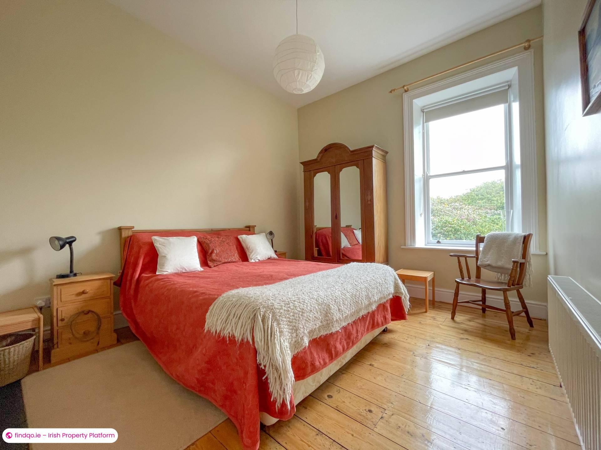 Detached house for Sale in Burtonport, Donegal